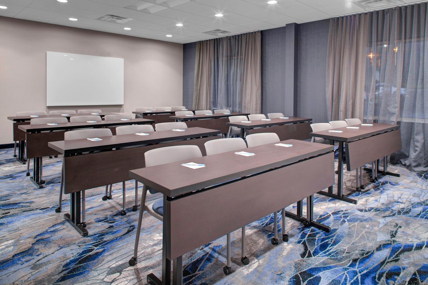 Fairfield By Marriott Inn & Suites بيكلي المظهر الخارجي الصورة